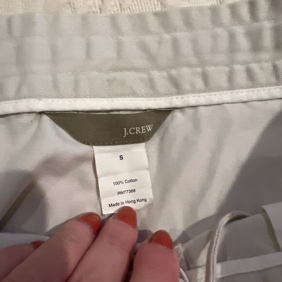 J.Crew Chino Shorts Women’s Small Beige Flat Front Pockets Classic Casual Short - Picture 2 of 3